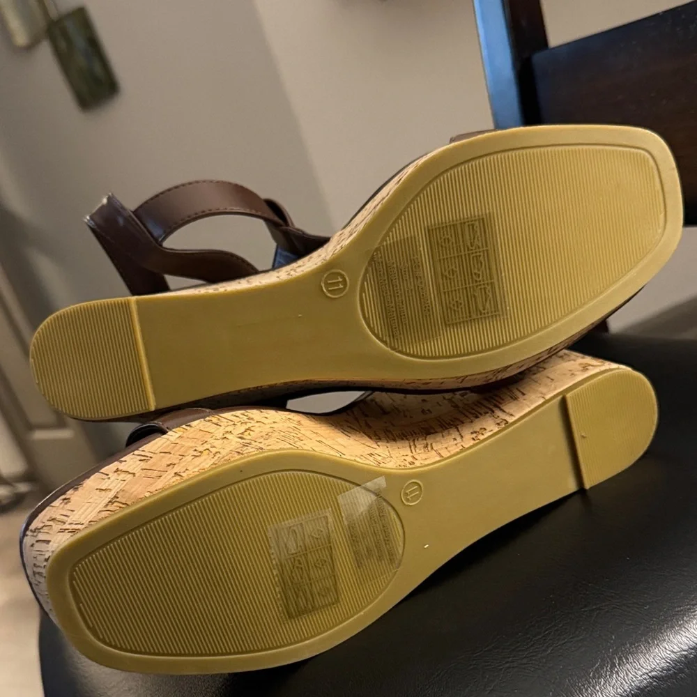 Journee ❣️Matildaa Women's Dress Sandals ❣️ Brand New Size 11